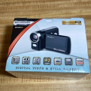 Bell+ Howell DV200HD Ultra Compact High Definition Digital Camcorder sealed New